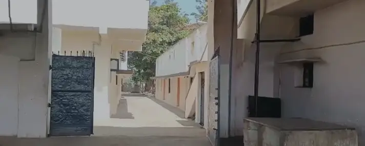 Industrial Property for Rent in Maddur – 3 Acres with 3 Godowns, Parking & Power
