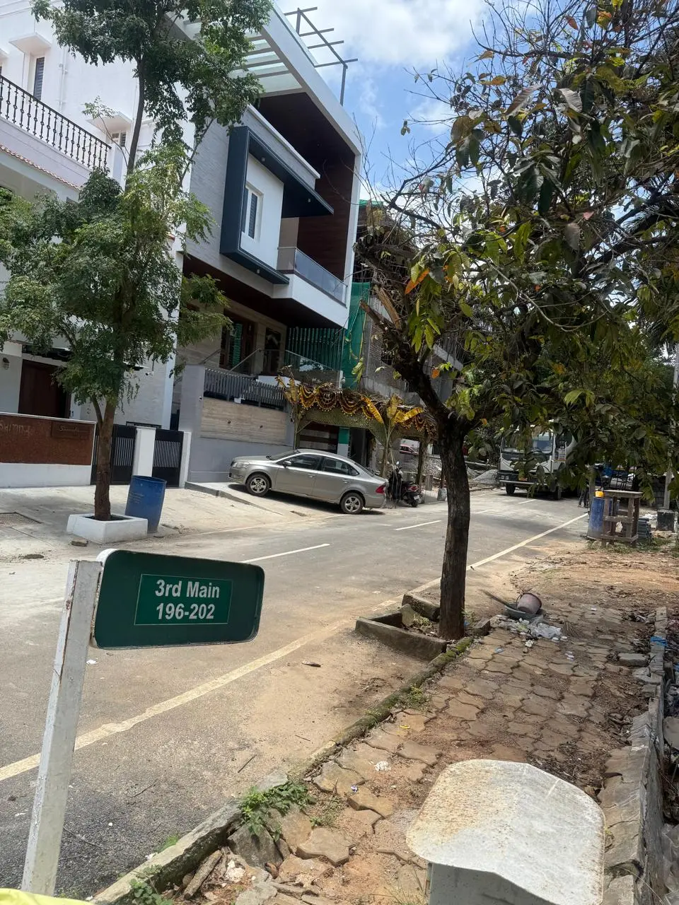 South-West Corner BDA Plot 4484 sq.ft. for Sale – Vakil Garden City Bengaluru
