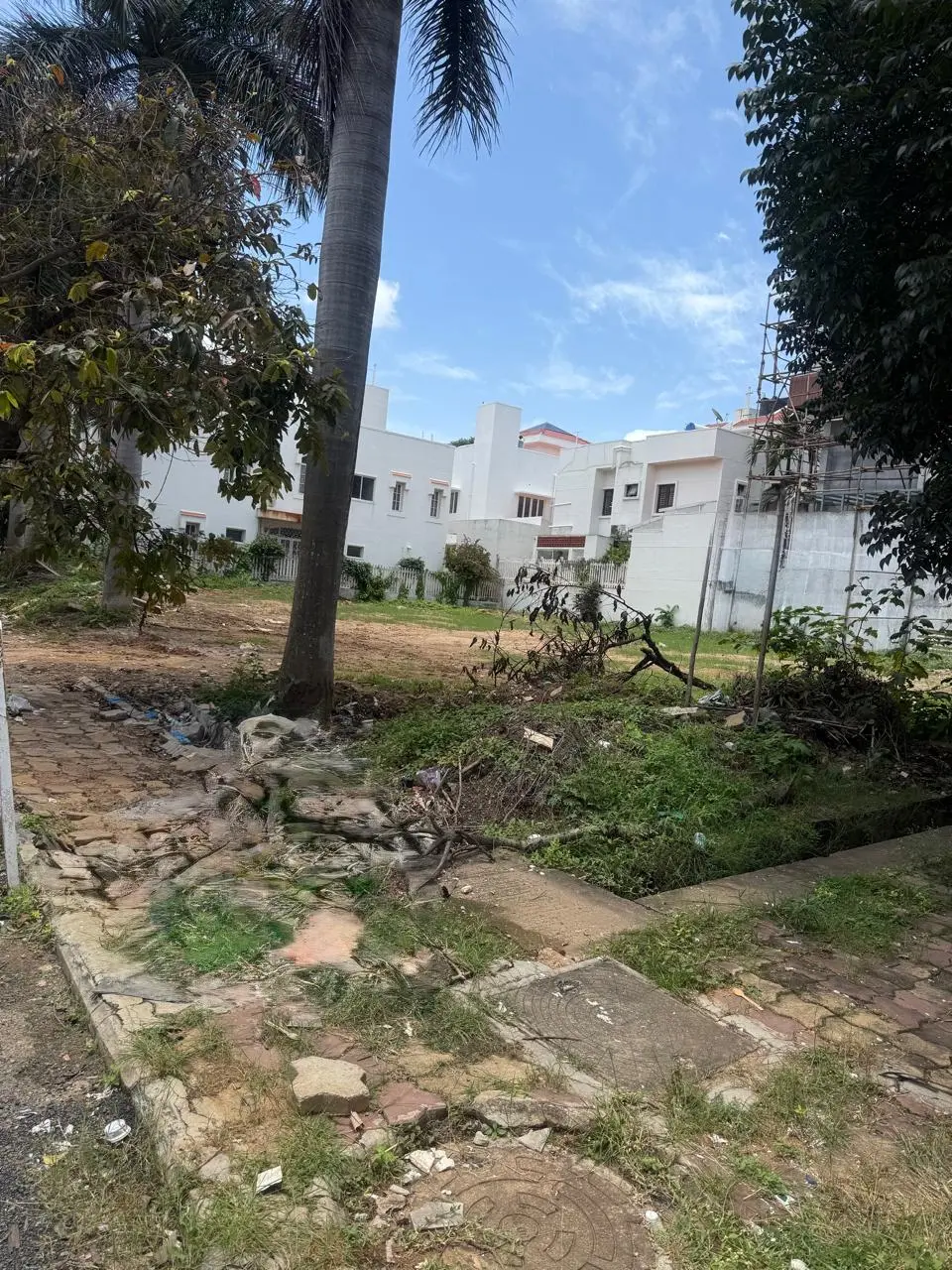 South-West Corner BDA Plot 4484 sq.ft. for Sale – Vakil Garden City Bengaluru