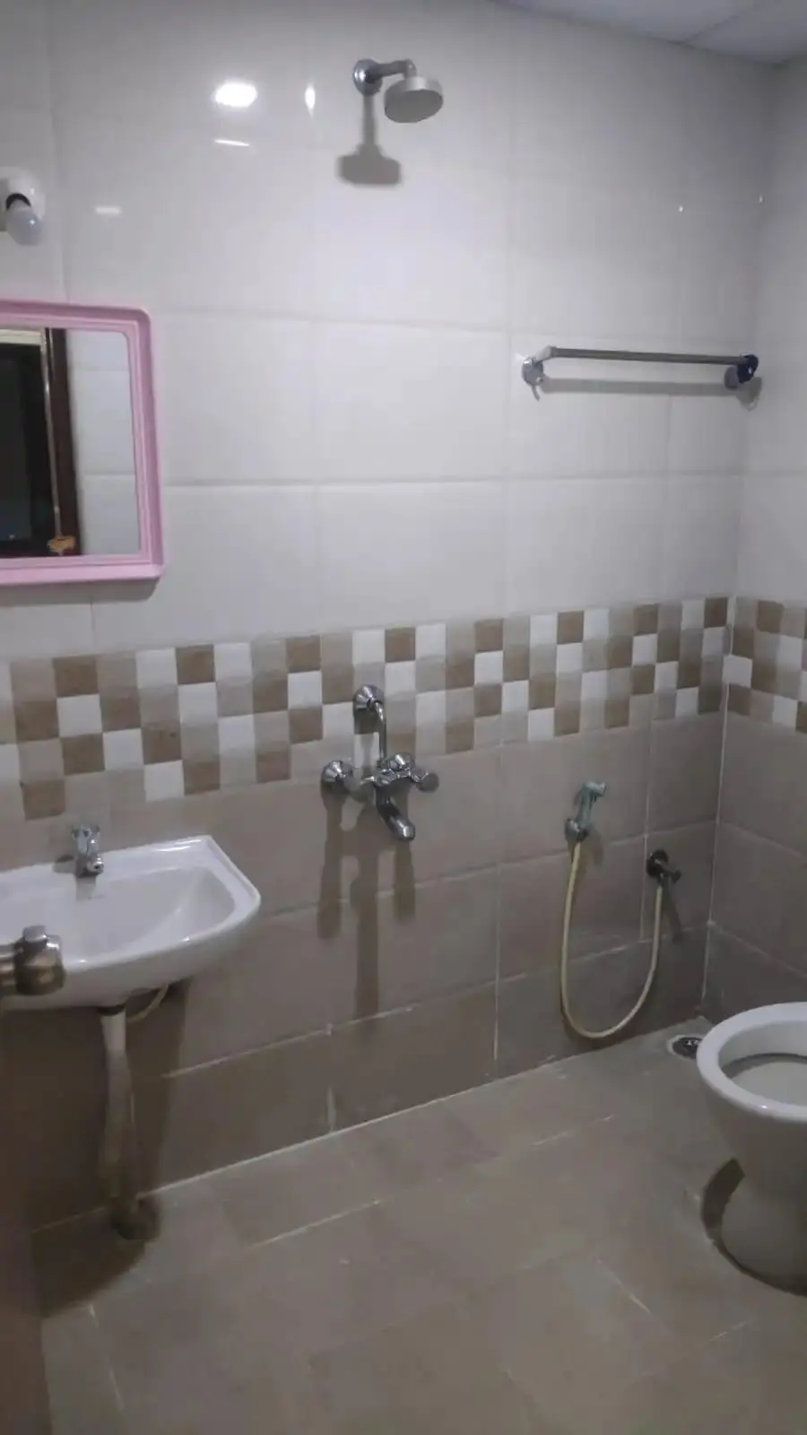 2 BHK Semi-Furnished Apartment for Sale at Vandana Tejesh Apartment, Bellandur, Bengaluru