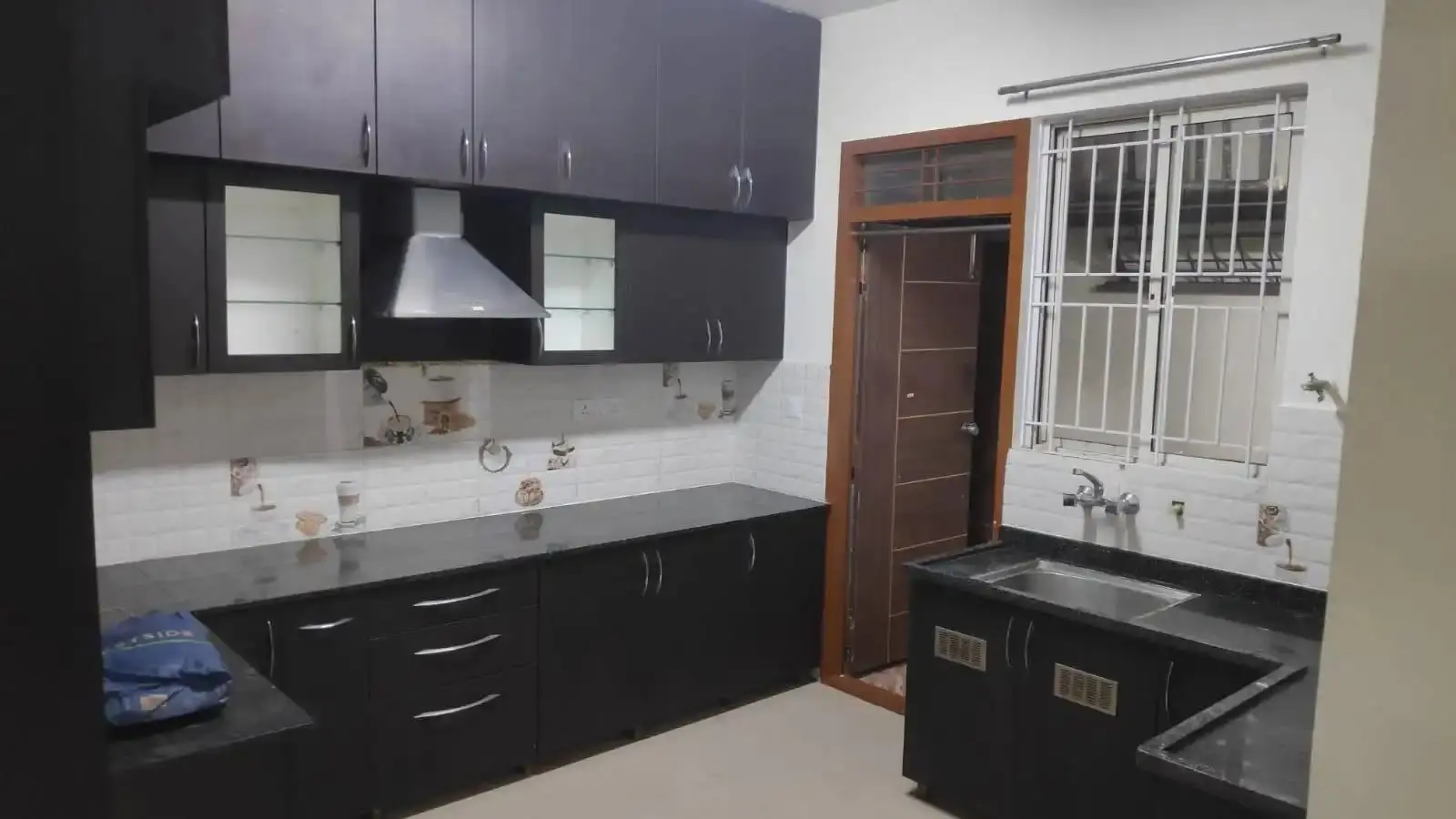 2 BHK Semi-Furnished Apartment for Sale at Vandana Tejesh Apartment, Bellandur, Bengaluru