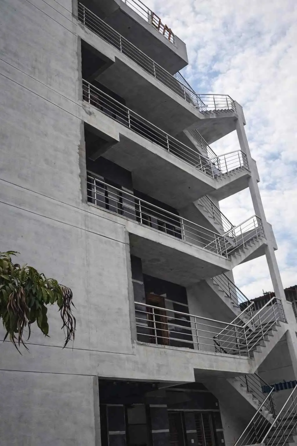 Independent Rental Building for Sale in Begur Newly Constructed