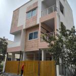 Independent House for Sale in Banjara Layout East Facing