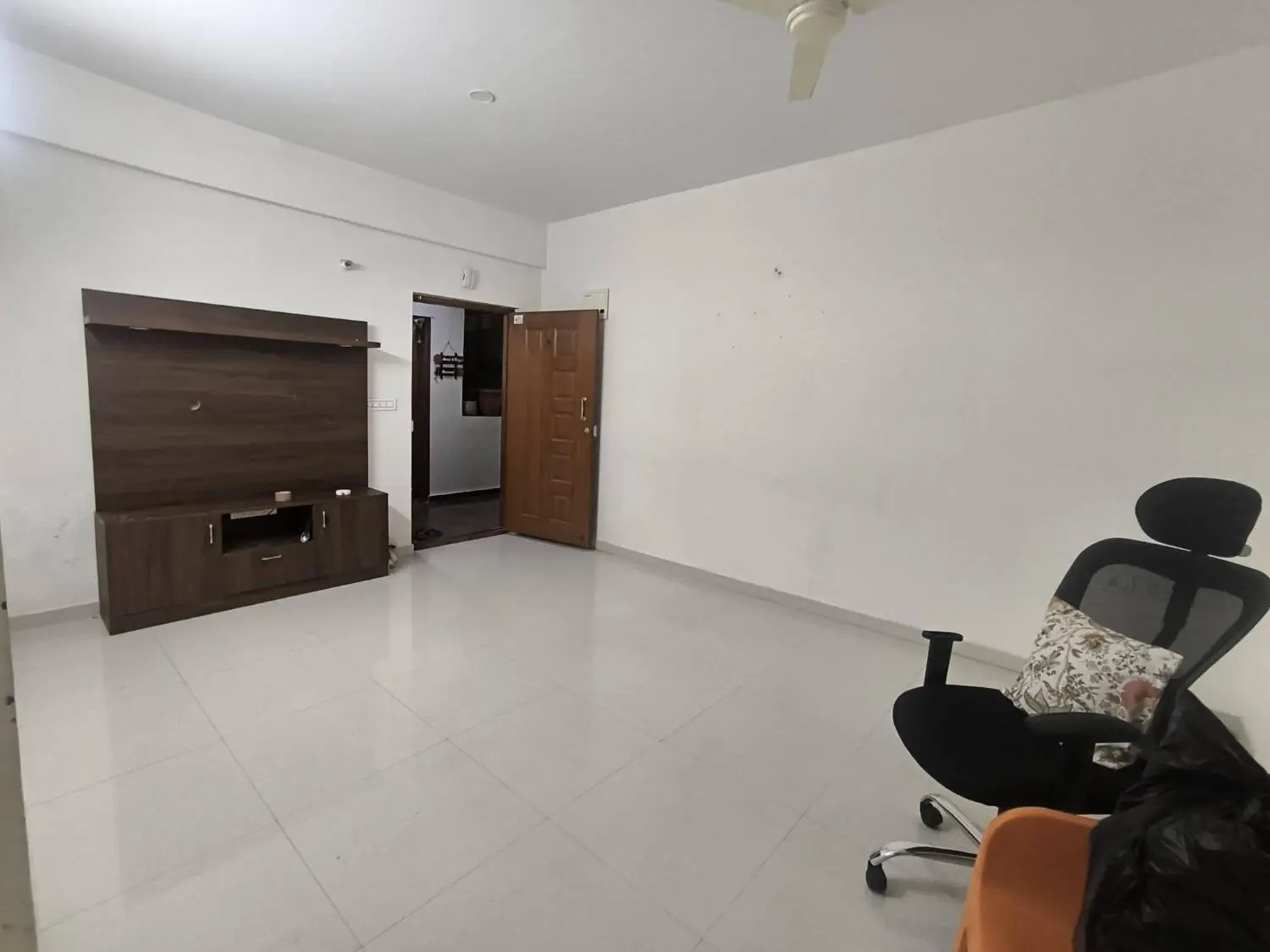 2BHK Apartment for Rent in OMBR Layout North Facing