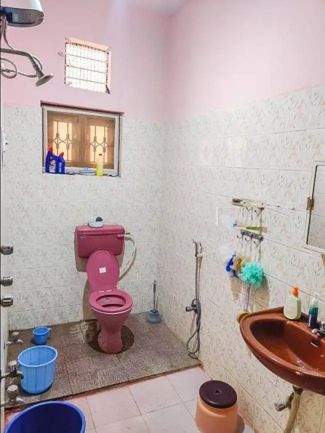 Old House Redevelopment Site for Sale in Banaswadi