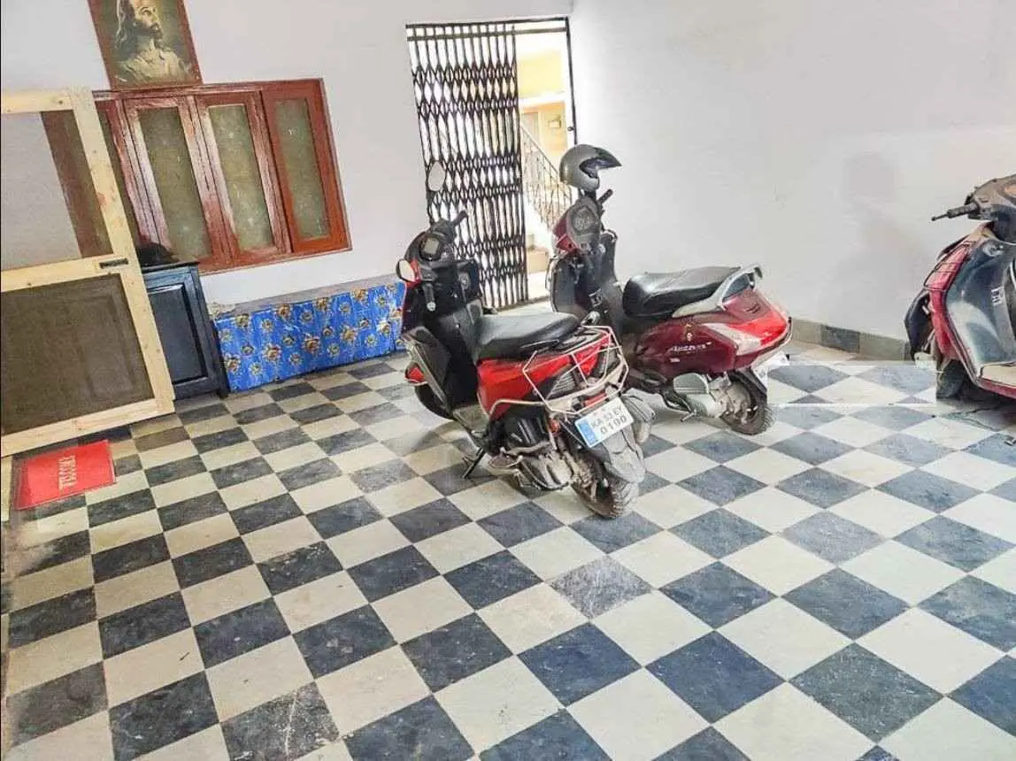 Old House Redevelopment Site for Sale in Banaswadi