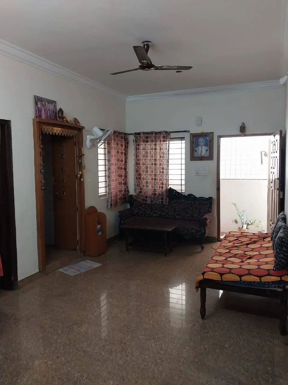 West-Facing 2BHK Independent House on 30×40 Site in Horamavu