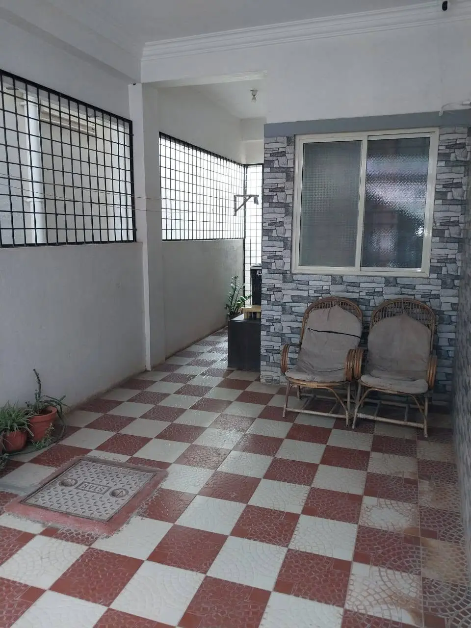 West-Facing 2BHK Independent House on 30×40 Site in Horamavu