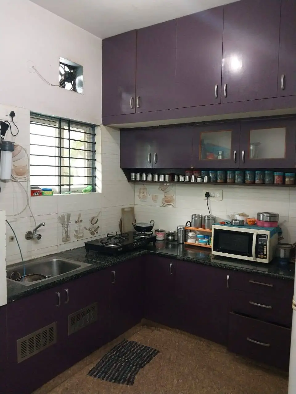 West-Facing 2BHK Independent House on 30×40 Site in Horamavu