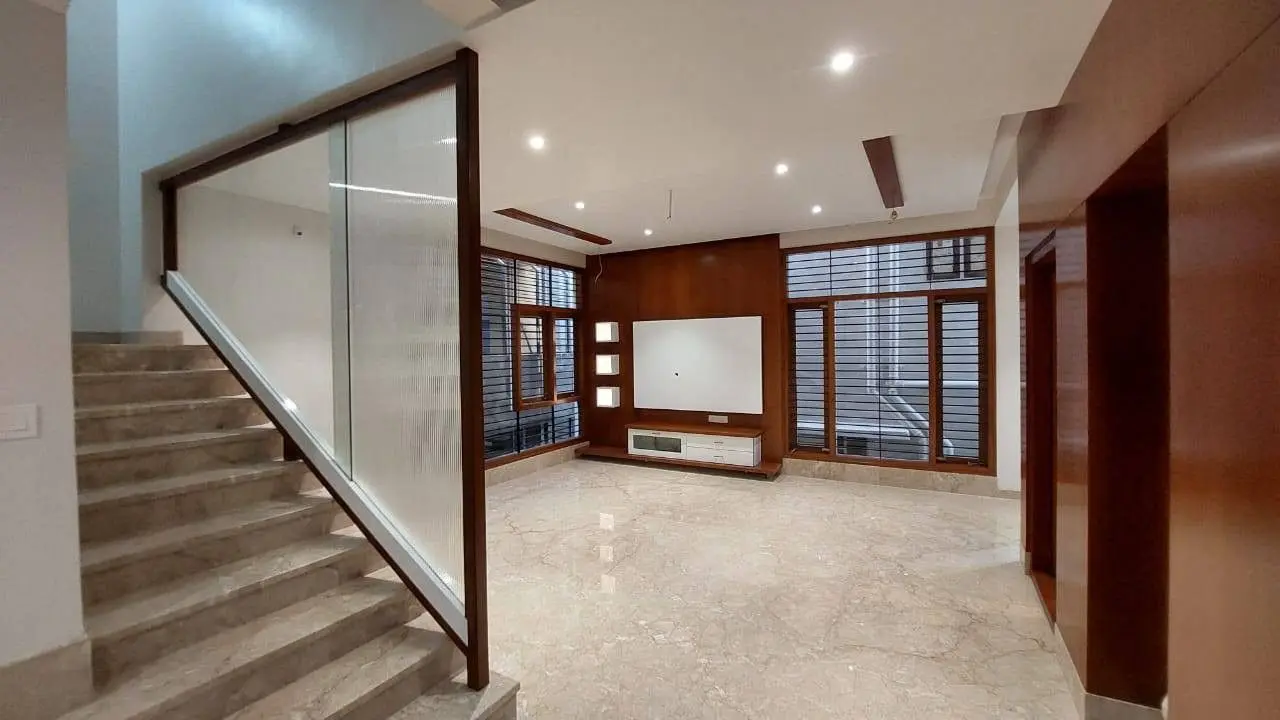Luxury Independent House for Sale in Gubbalala Gated Community Fully Furnished