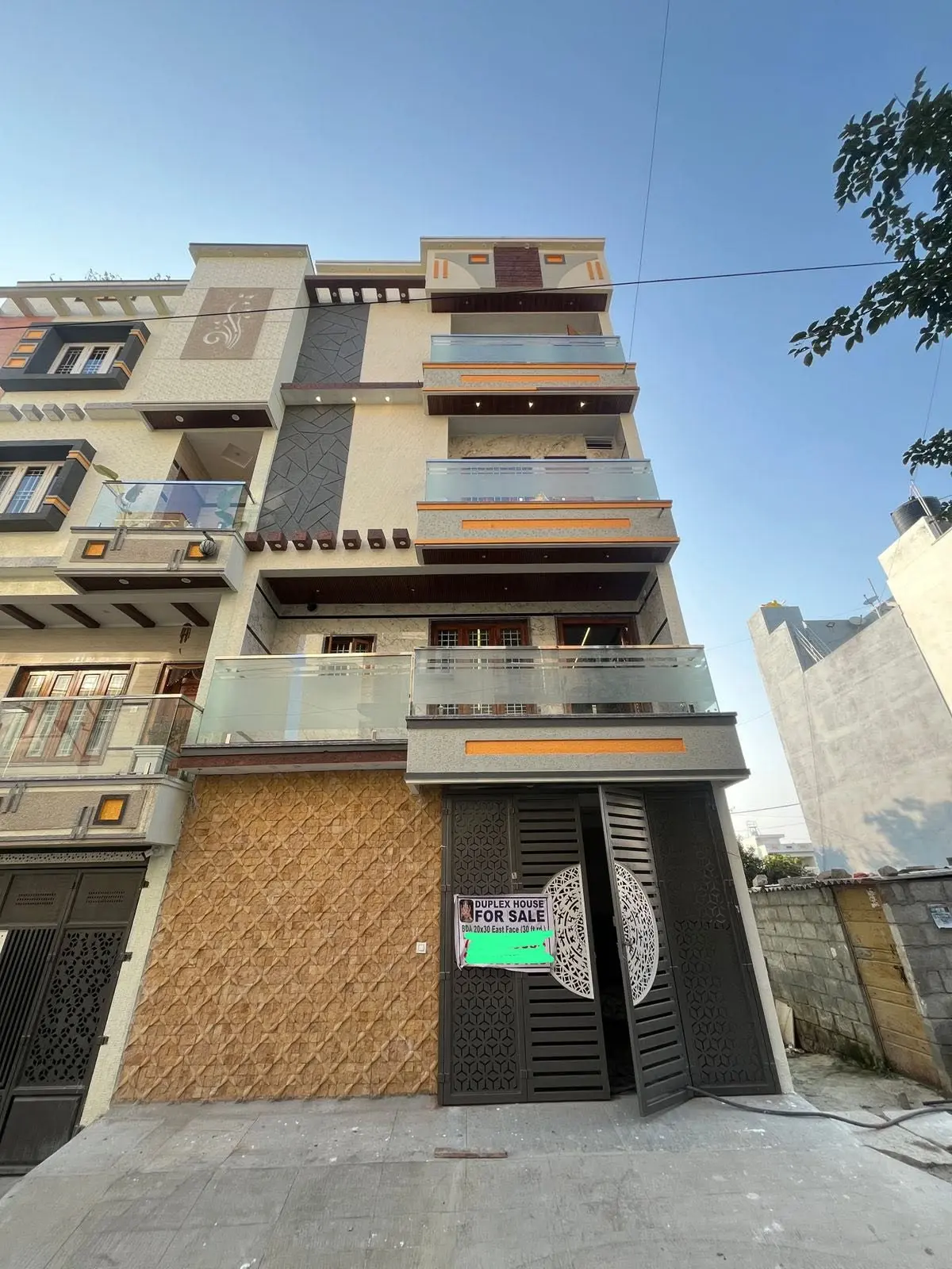 Triplex 4 BHK Independent House for Sale in Banashankari 6th Stage