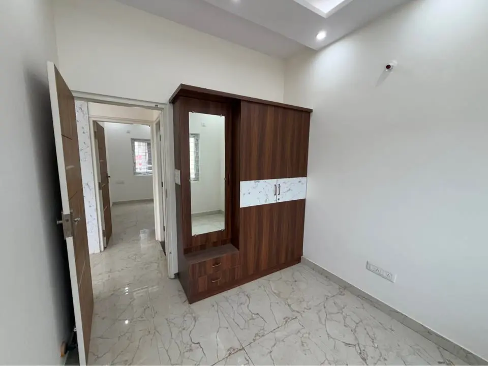 High-Potential Rental Property with 4 Residential Units | East Facing