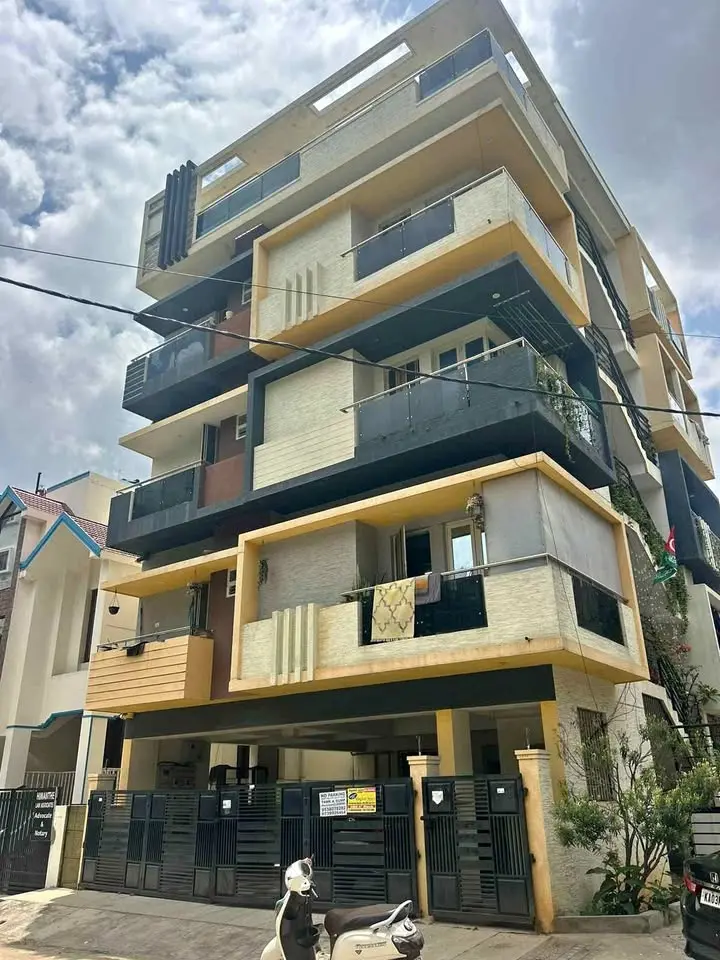 BDA Residential Building for Sale in HBR Layout, Kachakaranahalli, Bengaluru