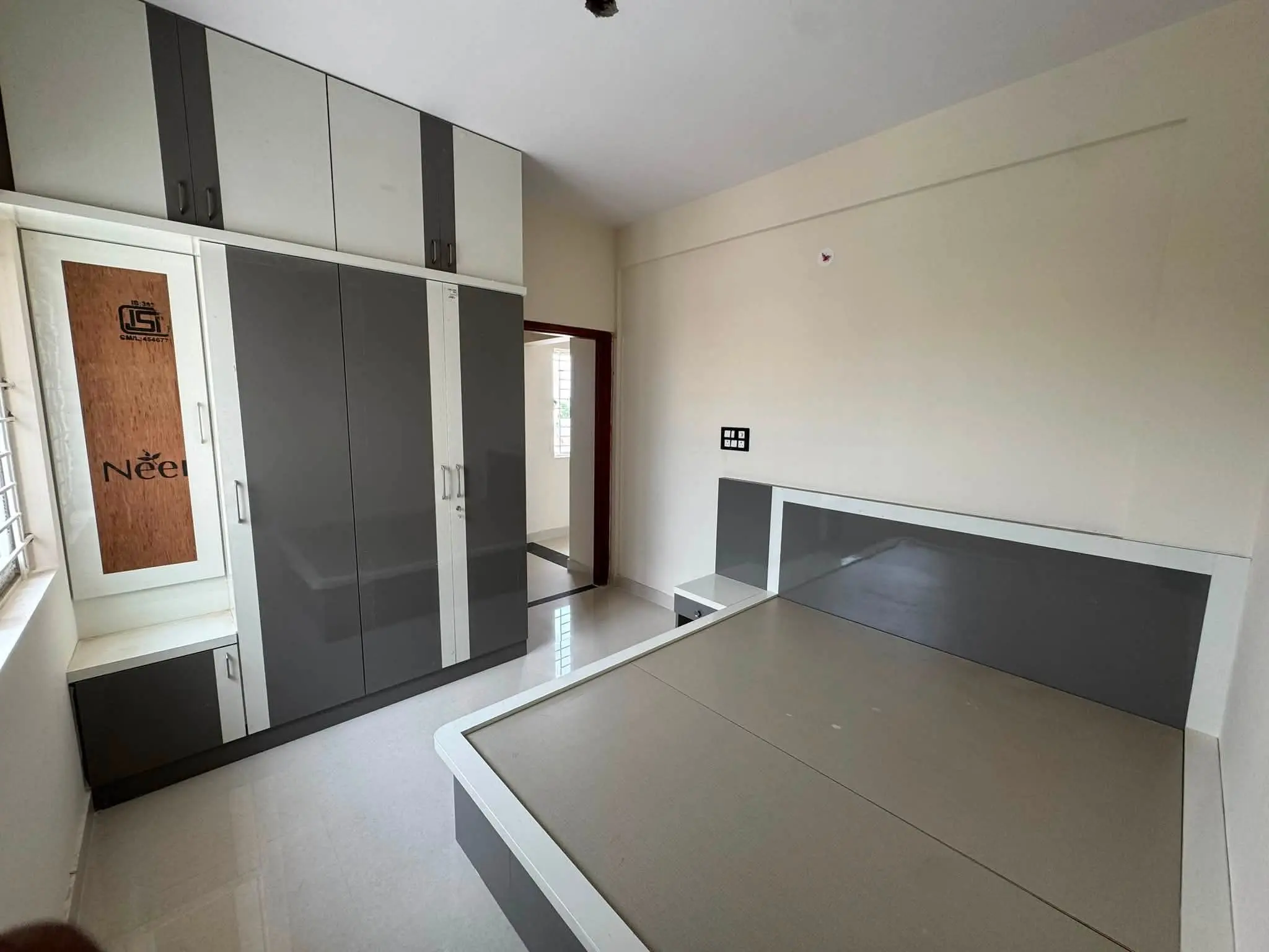 1 BHK Apartment for Rent in Kudlu Gate, Near HSR Layout | ₹25,000/Month