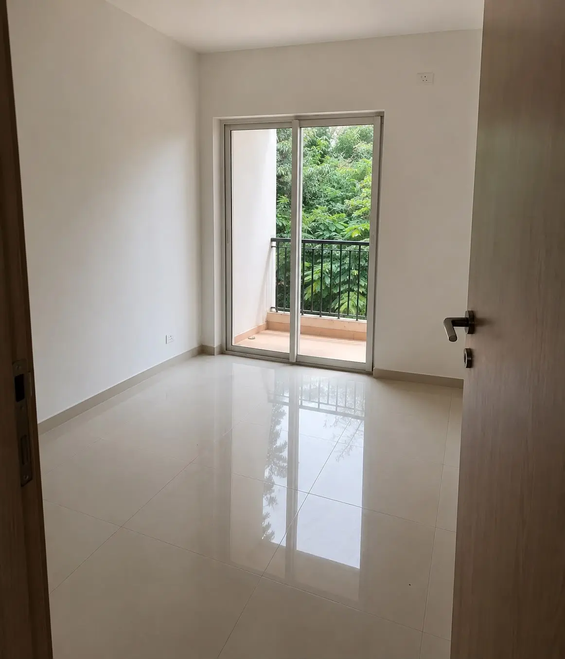 Affordable 2 BHK Apartment for Sale in DLF Maiden Heights, Jigani | Ready for Possession