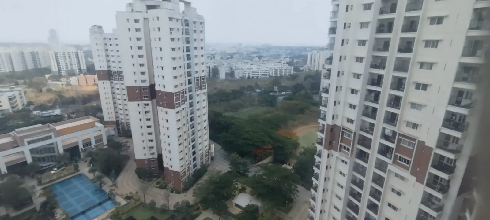 High-Rise 3 BHK Investment Apartment for Sale in Prestige Sunrise Park Norwood