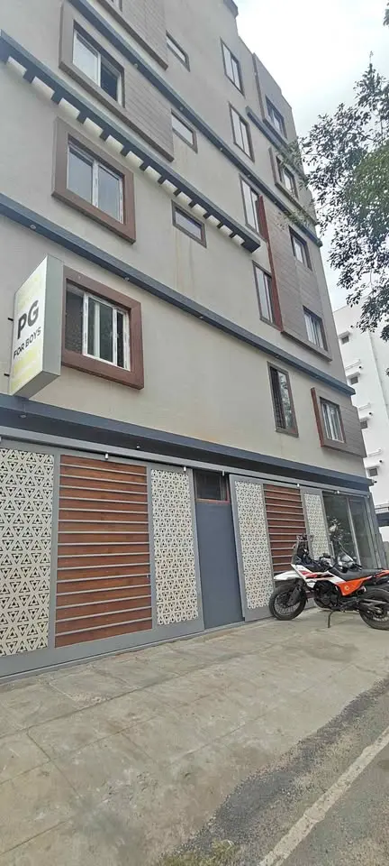 High-Income 50-Room BDA Building for Sale in HMT Layout