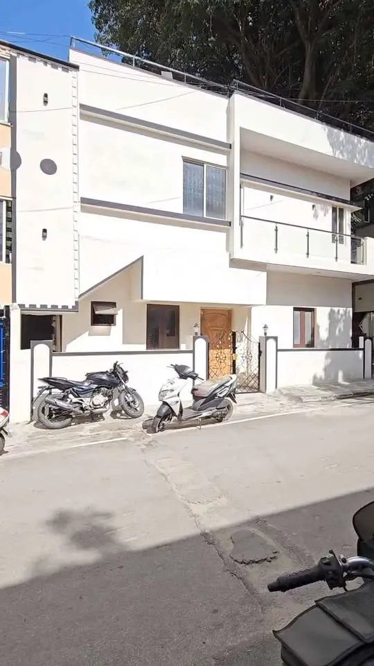 Corner G+1 Independent Building on 30-Ft Road in RT Nagar