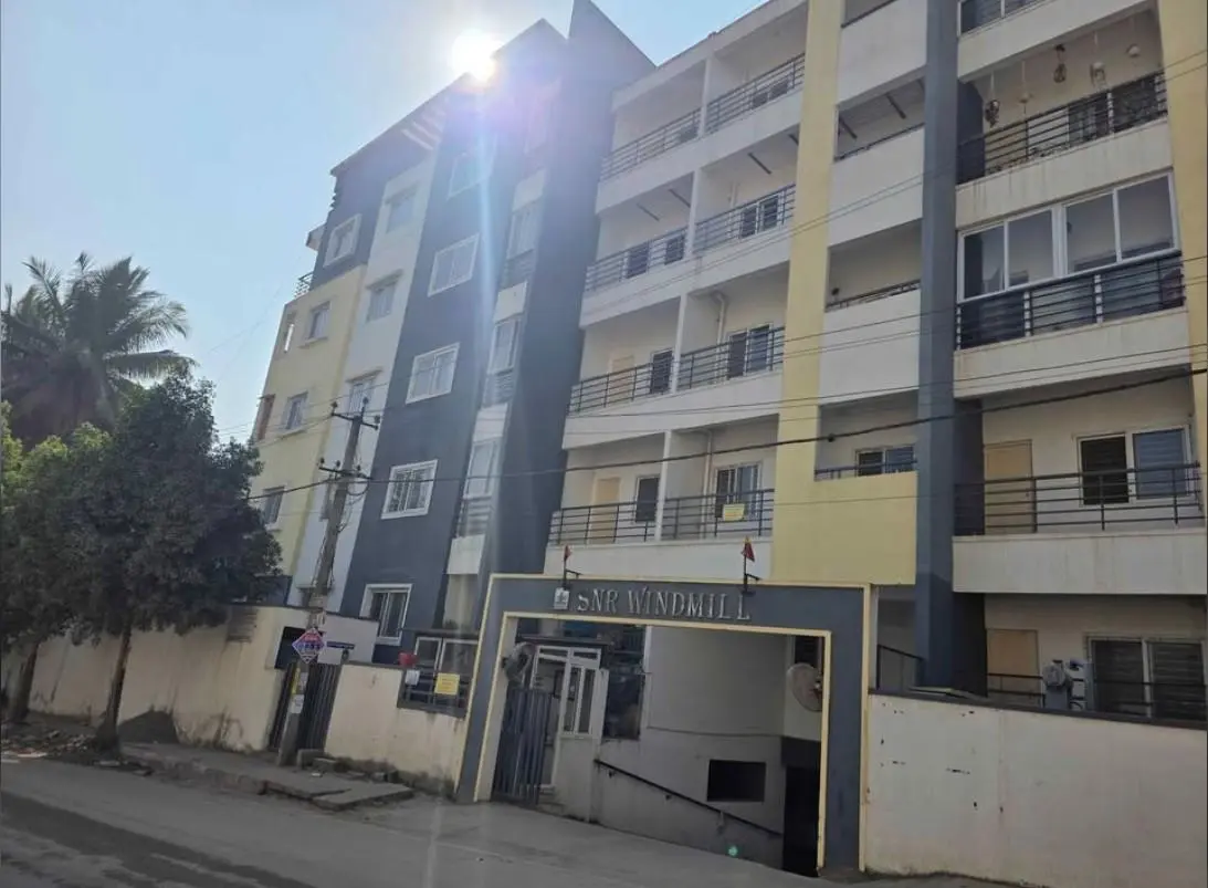 3BHK Fully Furnished Flat for Sale in SNR Windmill, Bannerghatta Road East Facing