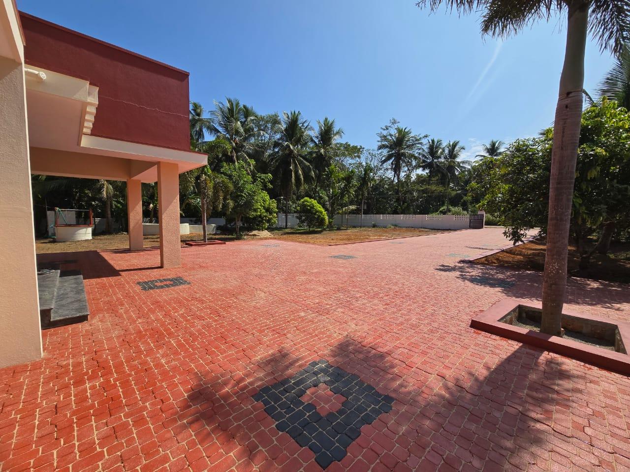 Land with Unused House for Sale in Meramajal, Mangalore