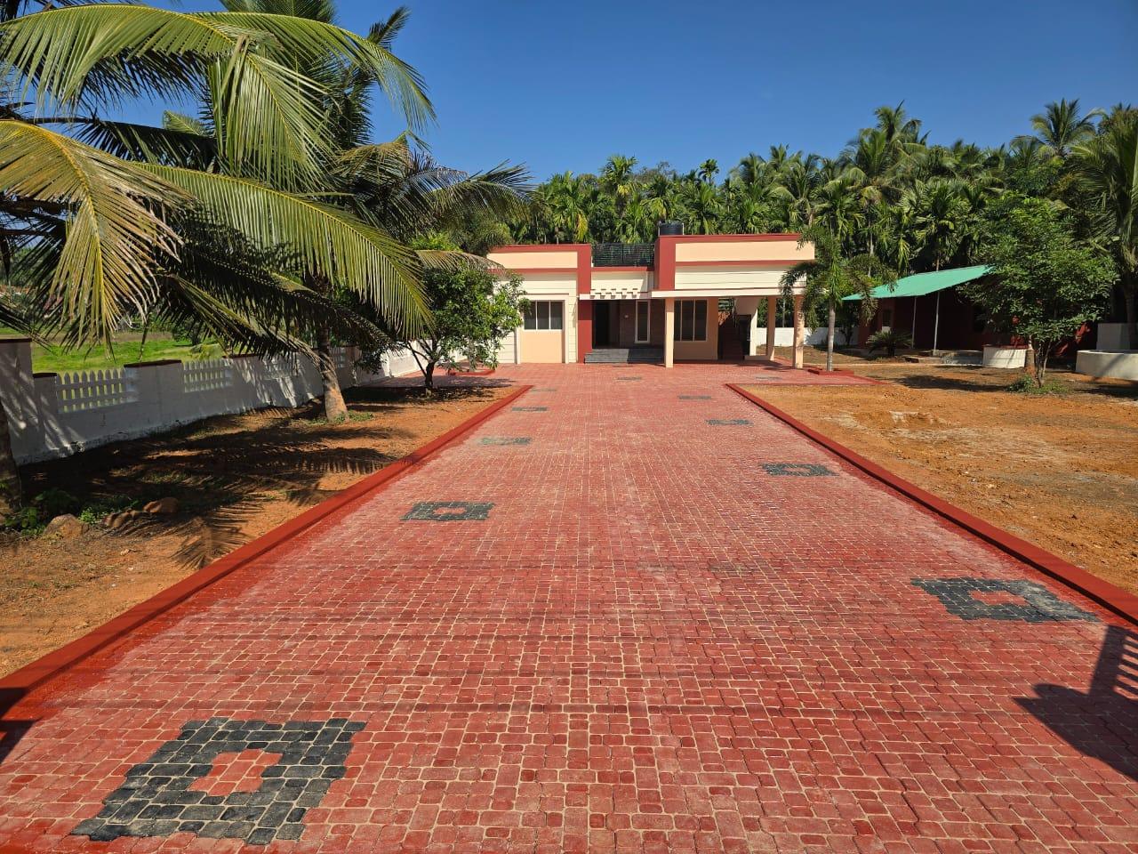 Land with Unused House for Sale in Meramajal, Mangalore