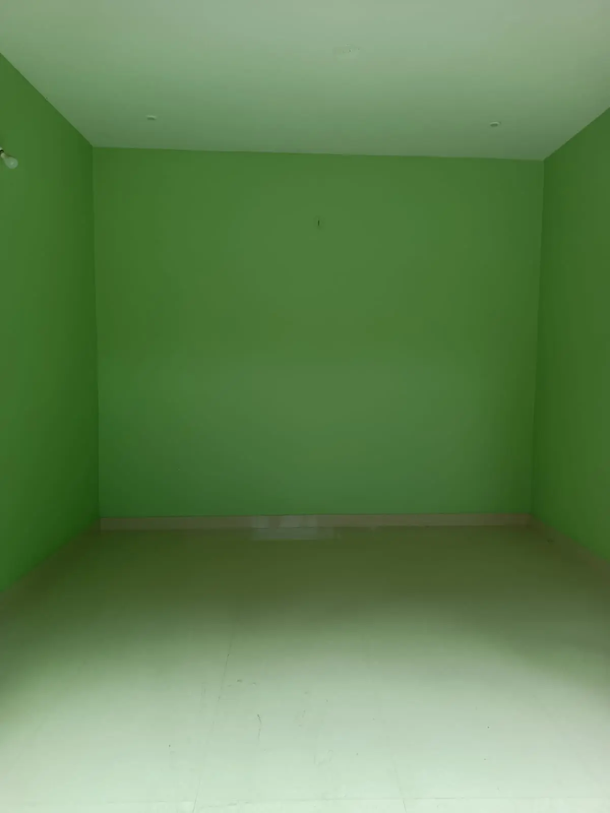 120 Sq.ft Commercial Shop for Rent near Benniganahalli Metro Station
