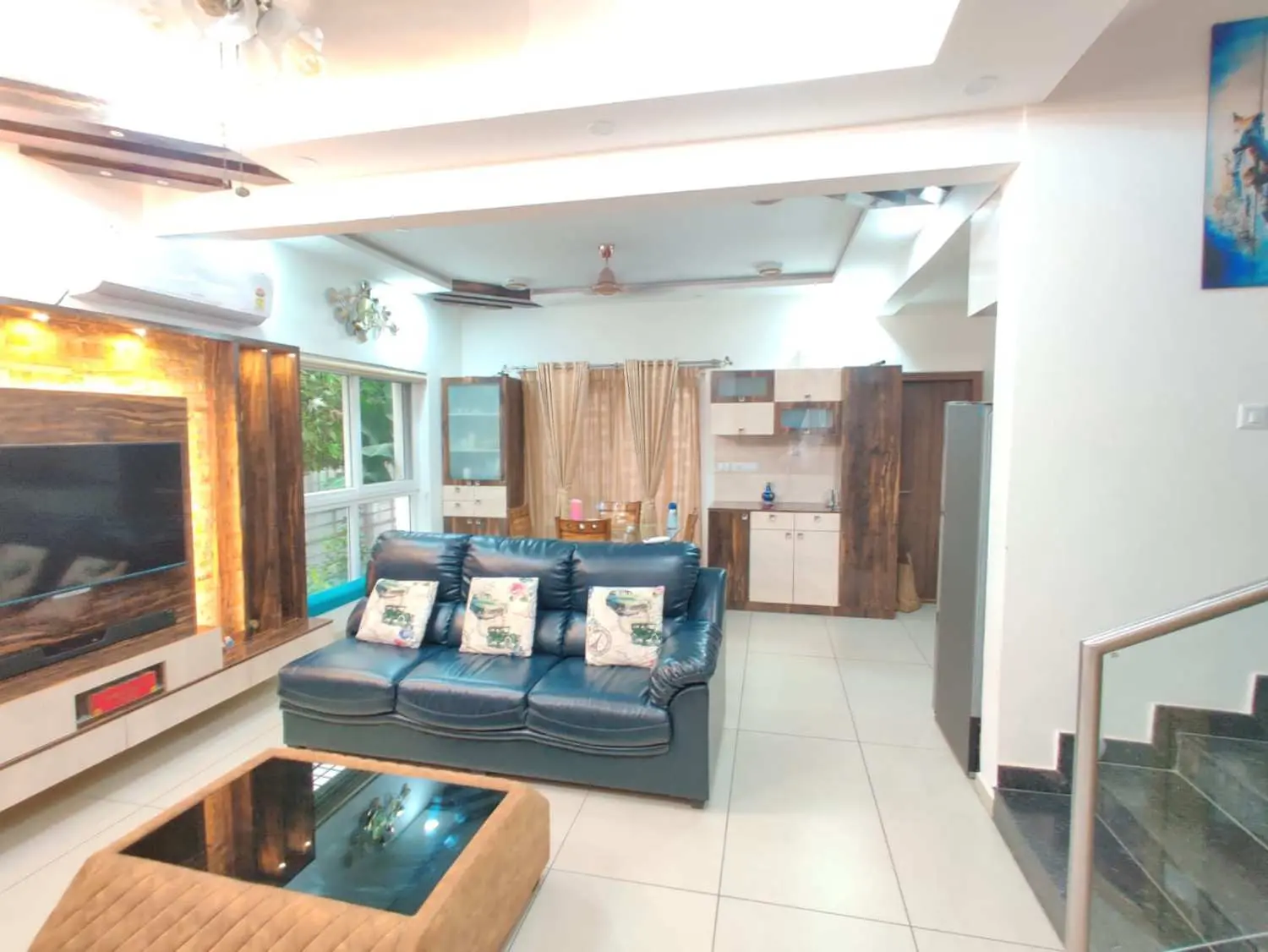 4.5 BHK Independent House for Sale West Facing North Entrance Fully Furnished Ready to Move