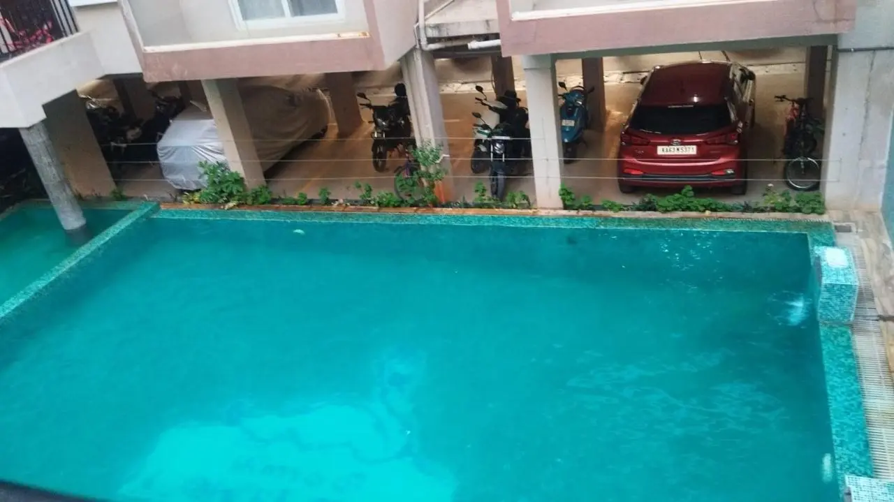 3BHK Flat for Sale in Amigo Lake View Apartment Ground Floor Spacious 1580 Sq Ft