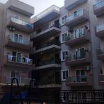 3BHK Flat for Sale in Amigo Lake View Apartment Ground Floor Spacious 1580 Sq Ft