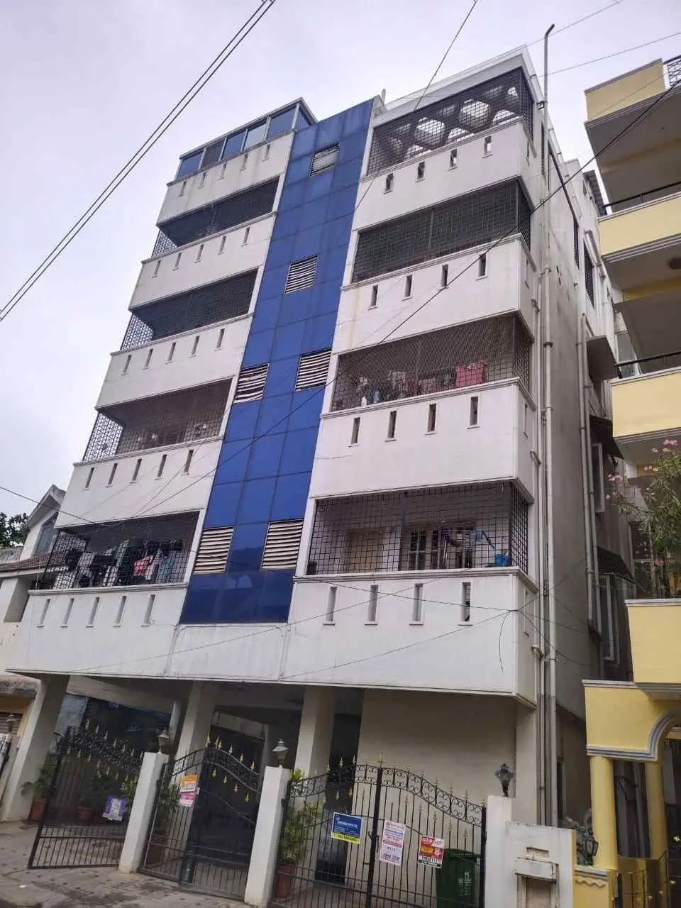 Well-Maintained 2BHK Flat for Sale in Old Airport Road 2nd Floor