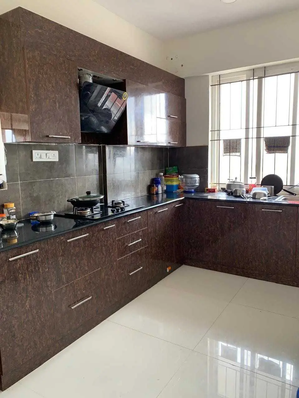 3BHK Apartment for Sale in Whitefield Main Road 12th Floor West Facing