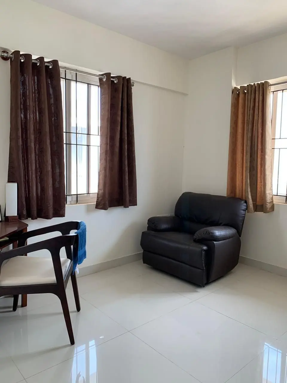 3BHK Apartment for Sale in Whitefield Main Road 12th Floor West Facing