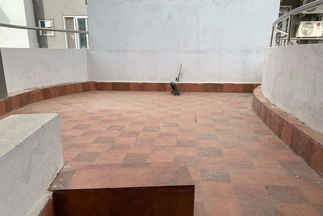 3BHK Apartment for Sale in Whitefield Main Road 12th Floor West Facing