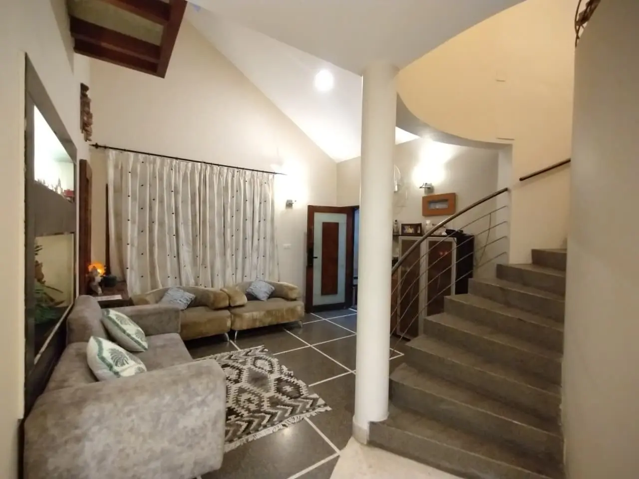 4 BHK spacious independent house for sale in prime Malleswaram
