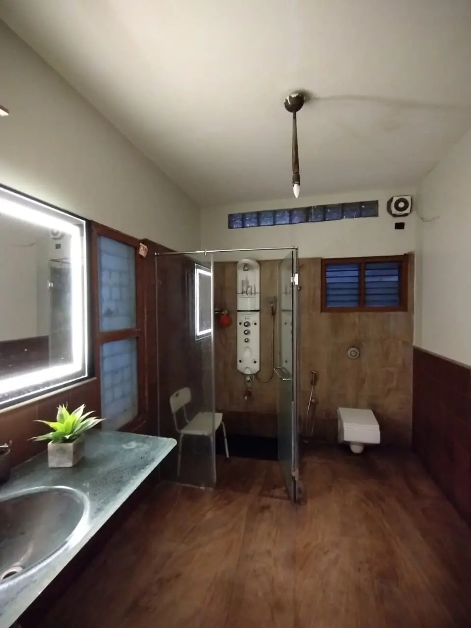 4 BHK spacious independent house for sale in prime Malleswaram