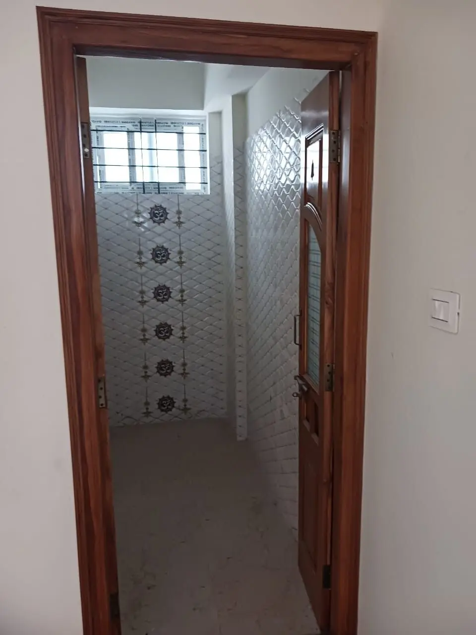 Luxurious 4BHK Flats for Sale in Vasantpura East Facing