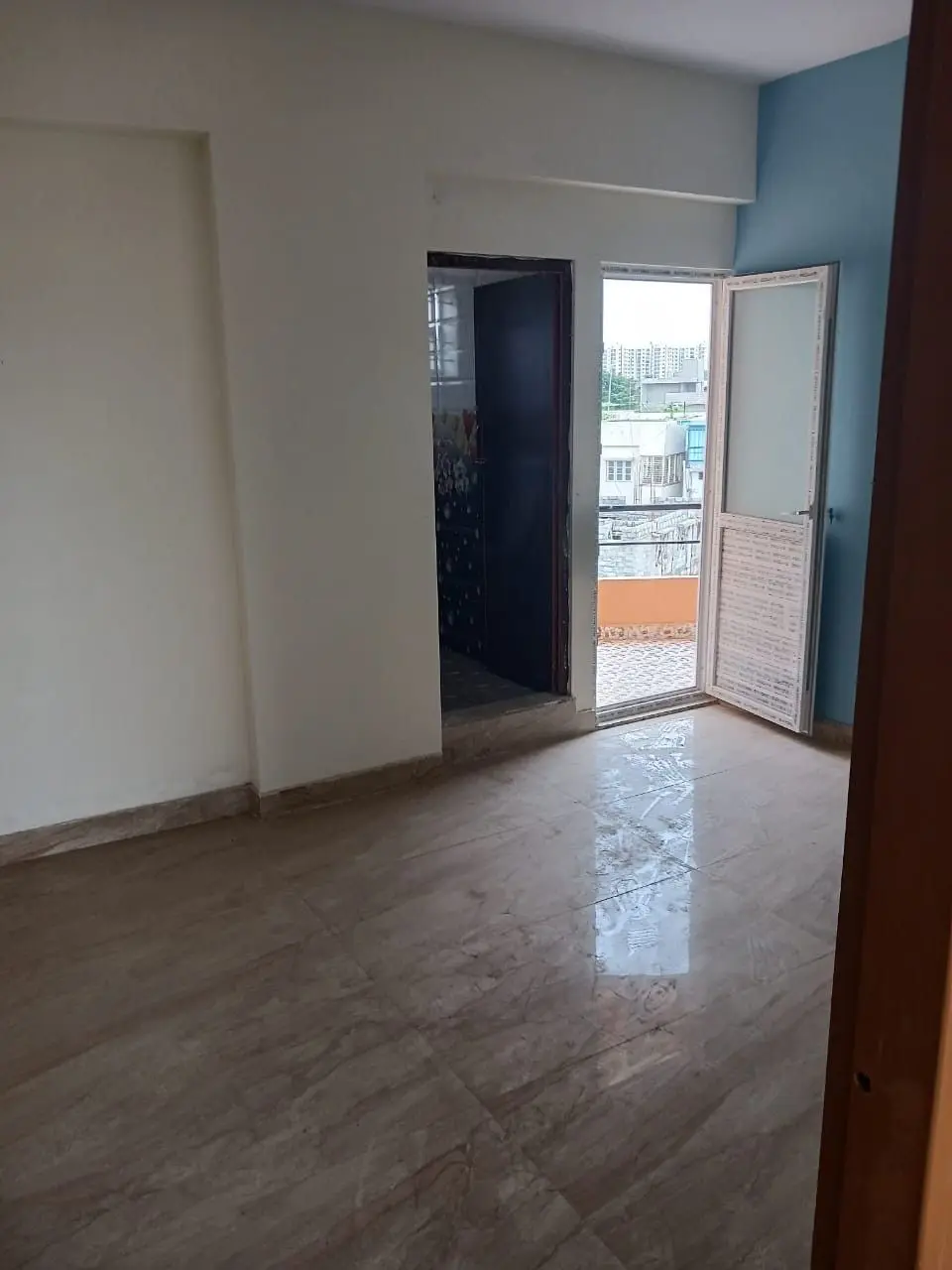 Luxurious 4BHK Flats for Sale in Vasantpura East Facing