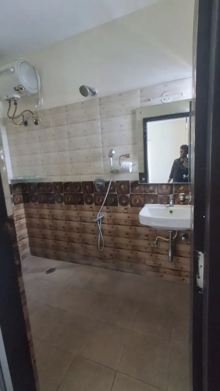 Luxury 4BHK Flat for Sale Near Cantonment Station