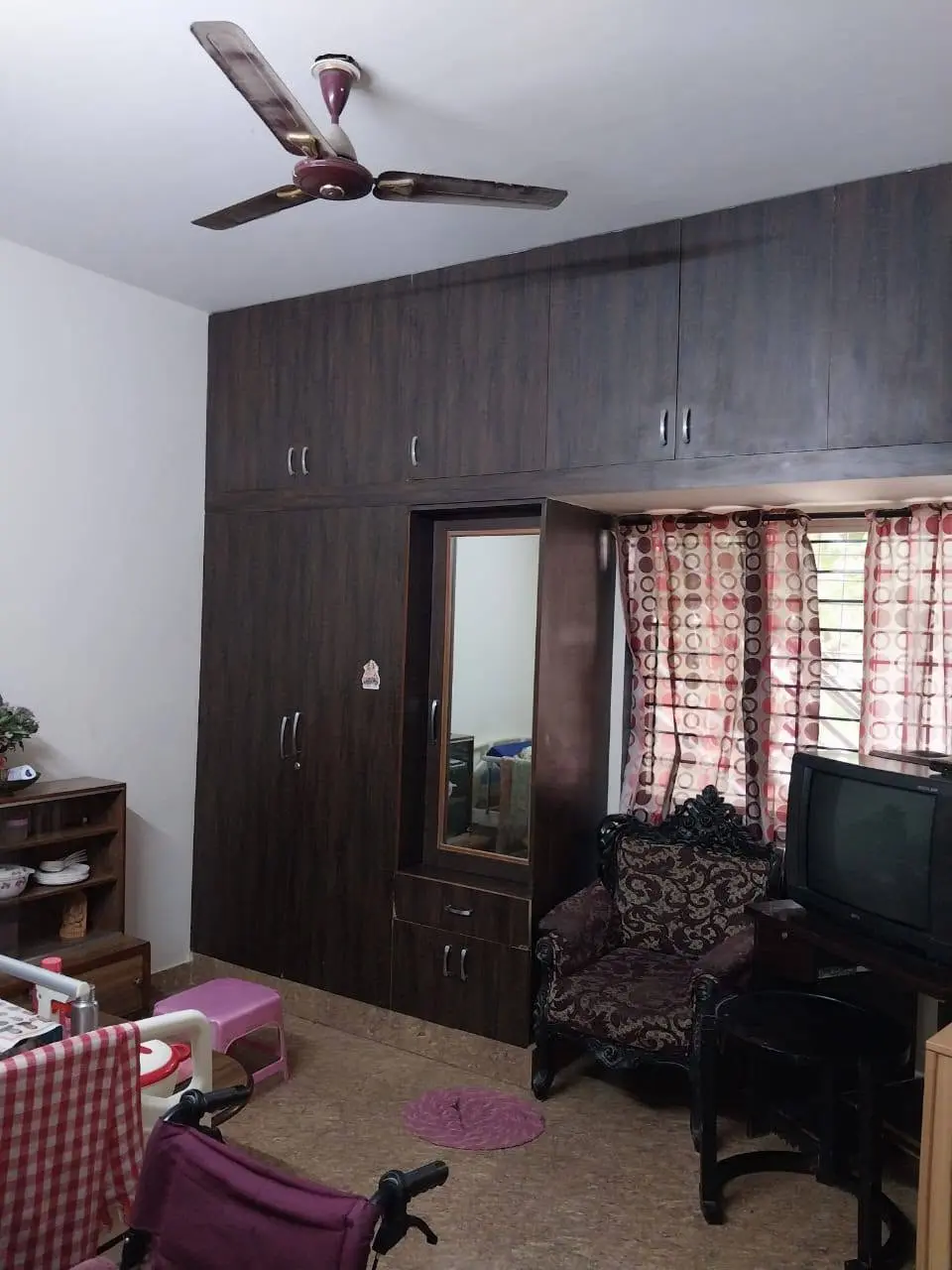 West-Facing 2BHK Independent House on 30×40 Site in Horamavu