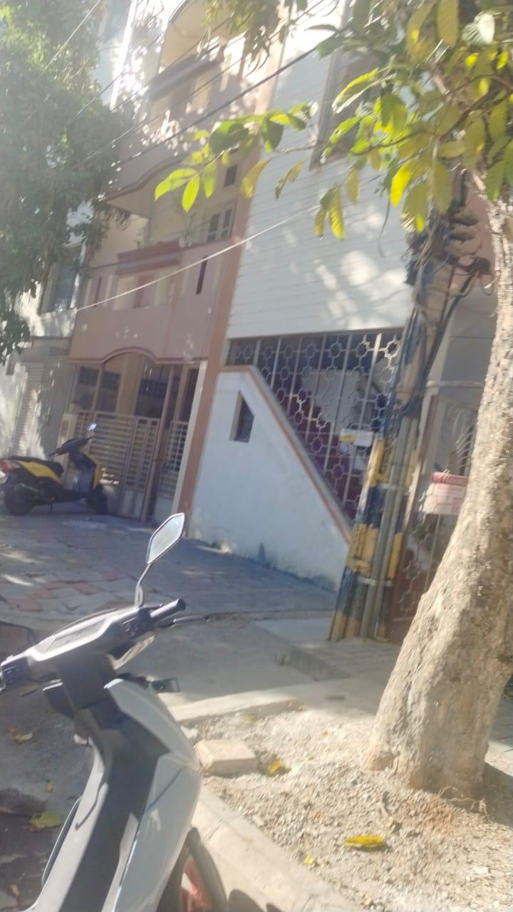 Commercial Building For Sale in ,Jayanagar