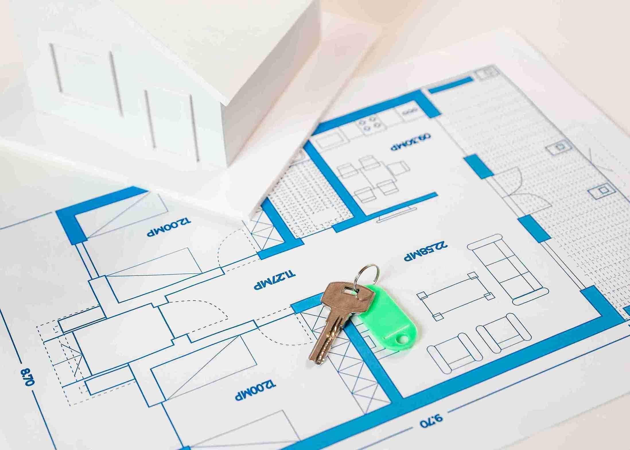 high-angle-keys-plans-arrangement_11zon