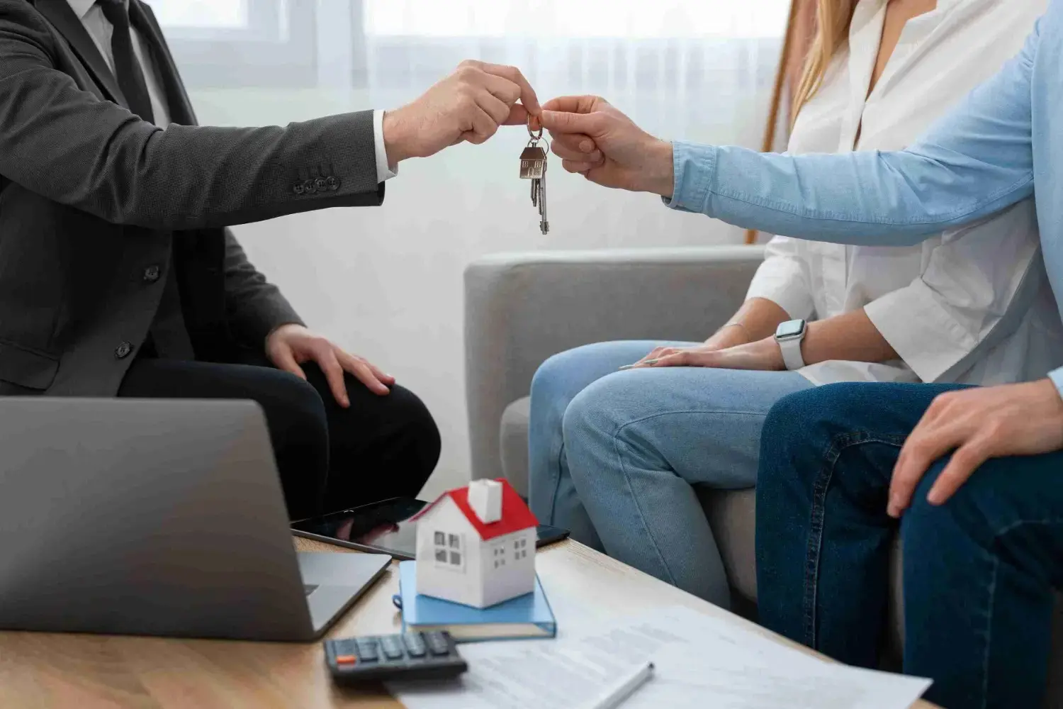 real-estate-agent-work-showing-house-doing-business