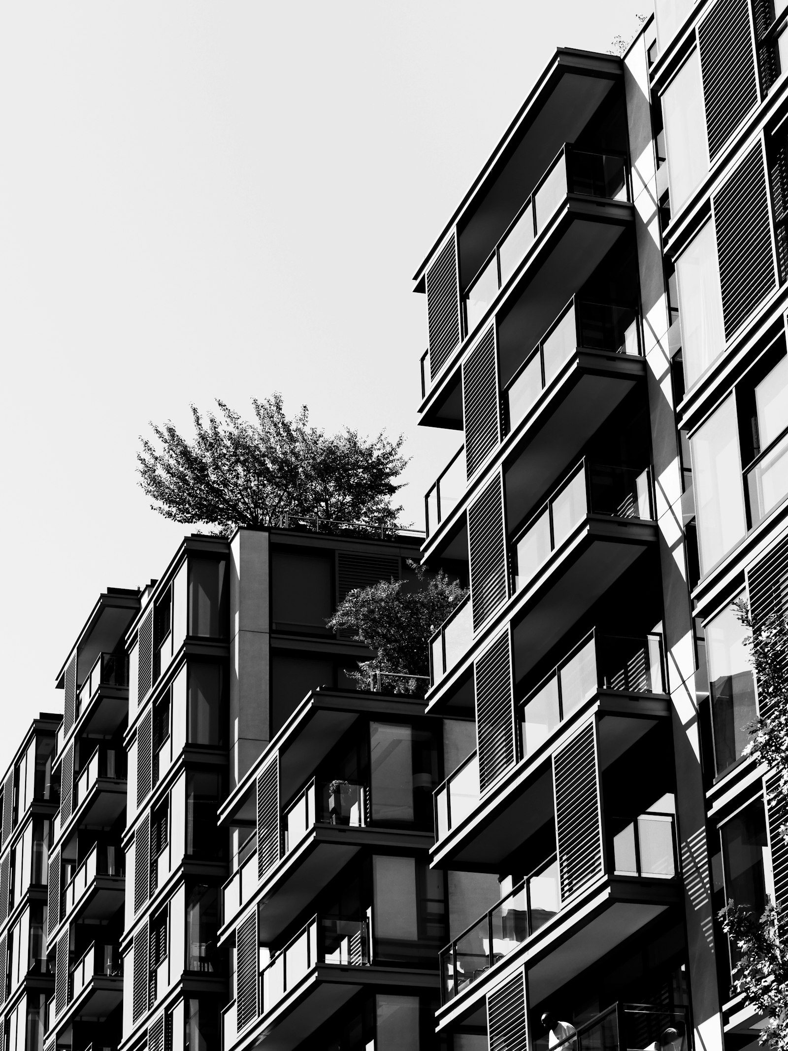 Hennur Road Bangalore: Complete Locality Guide for Buyers