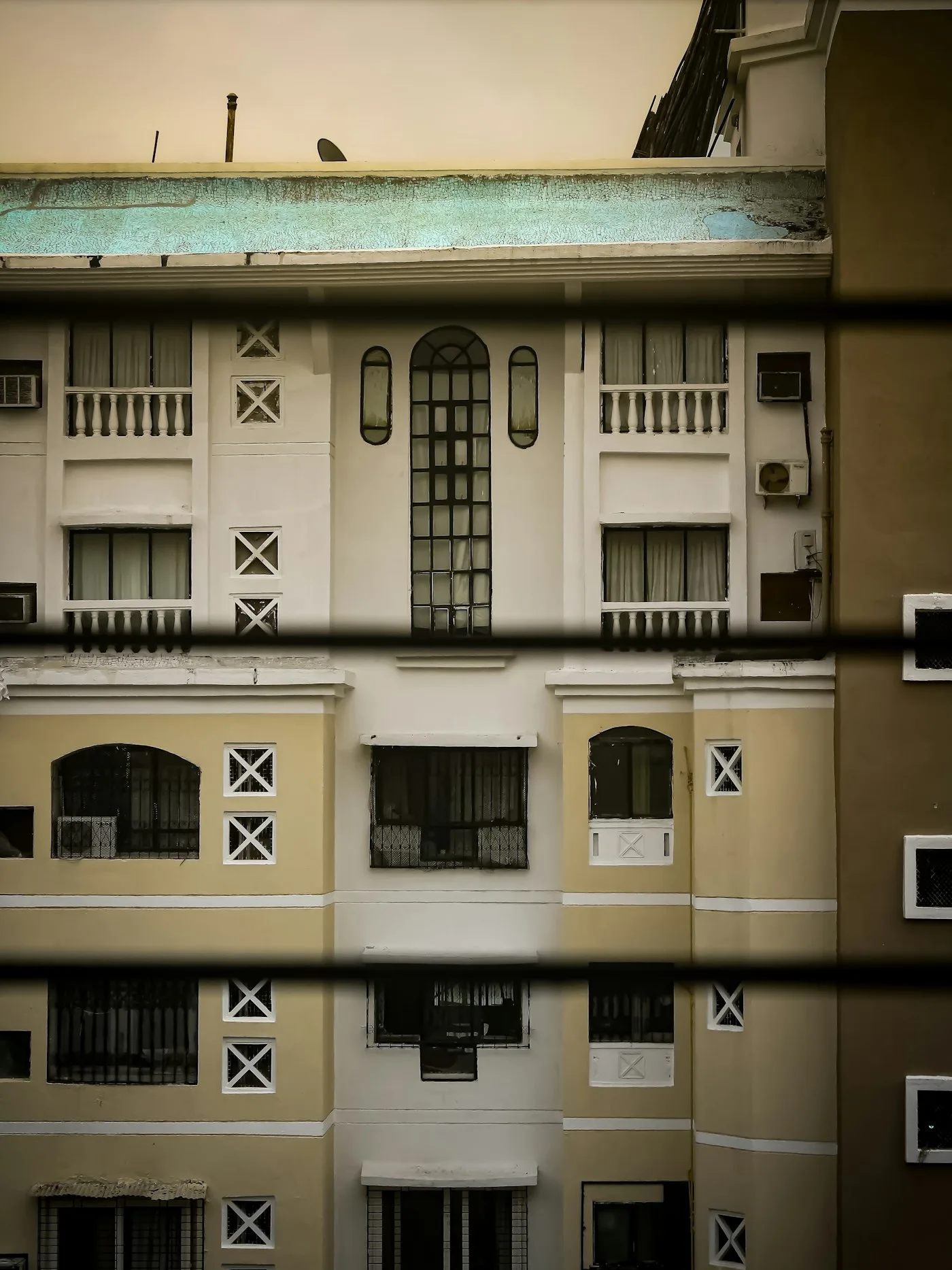 Building with many windows