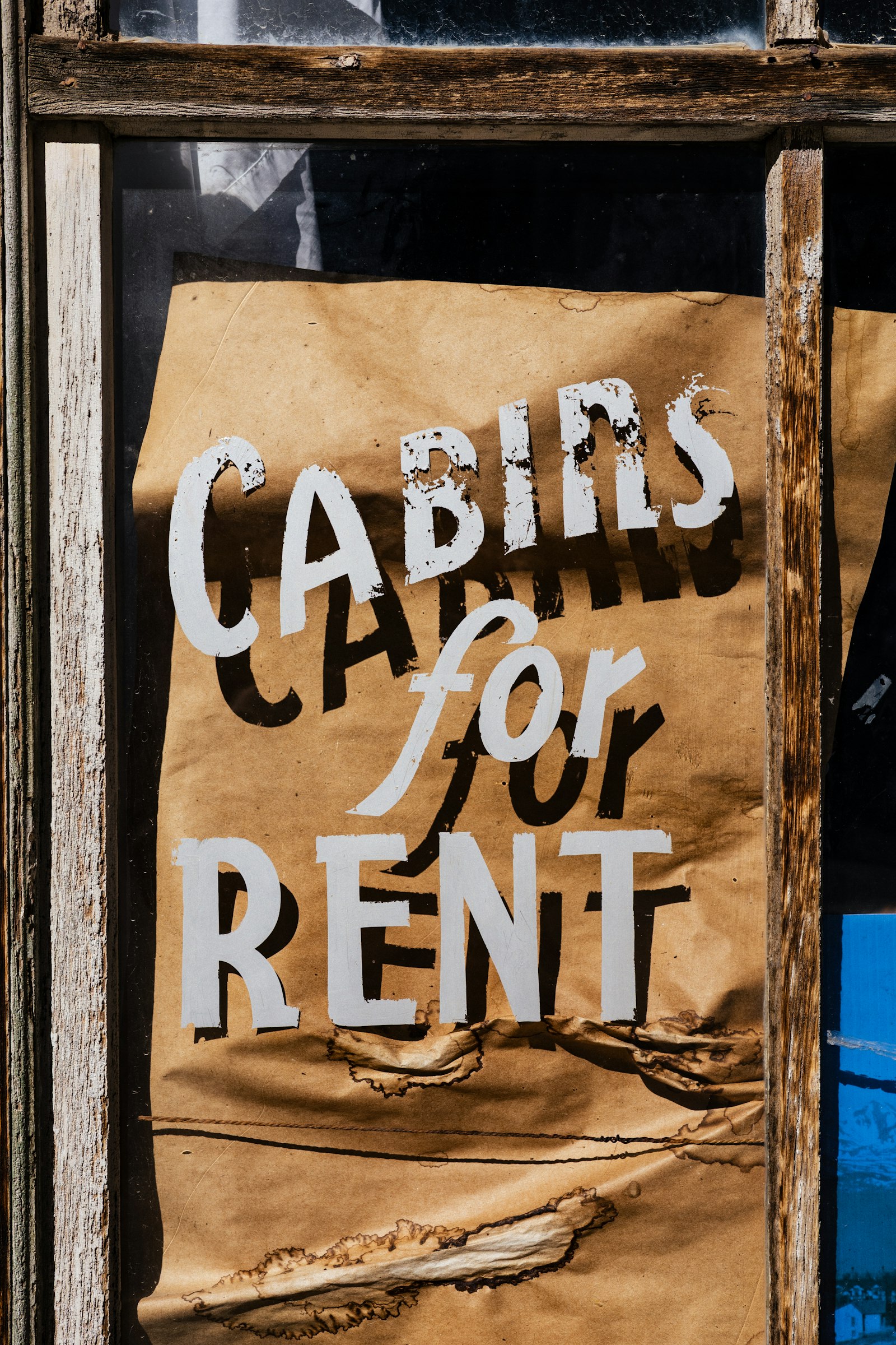 For rent sign on a window representing the independent house for lease in Bangalore complete guide