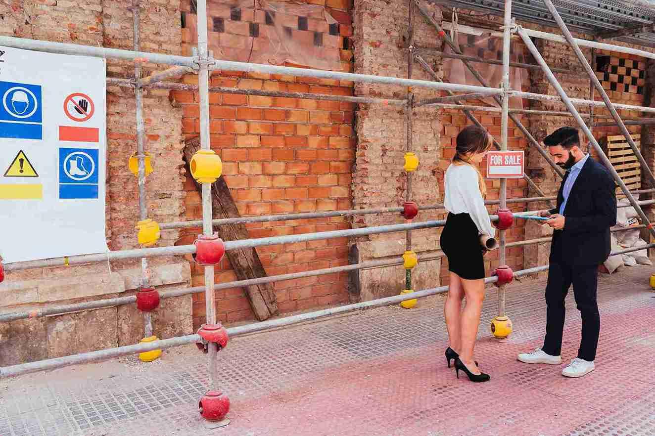real-estate-agents-scaffold-plans_11zon