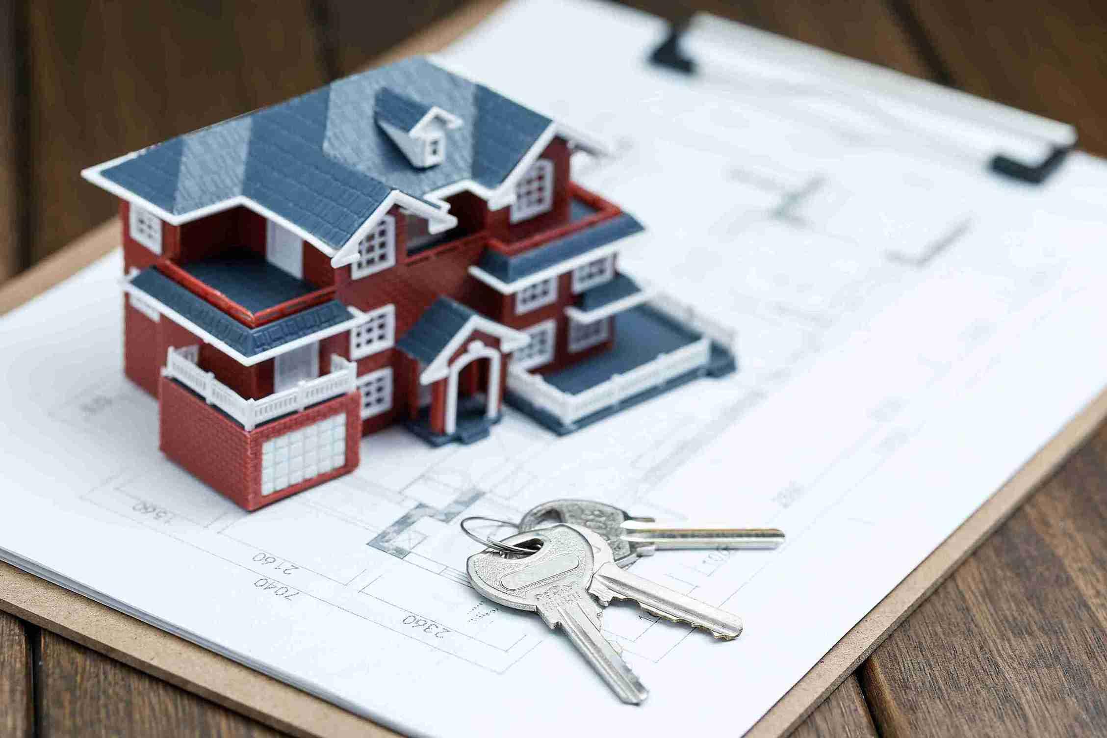 villa-house-model-key-drawing-retro-desktop-real-estate-sale-concept_11zon