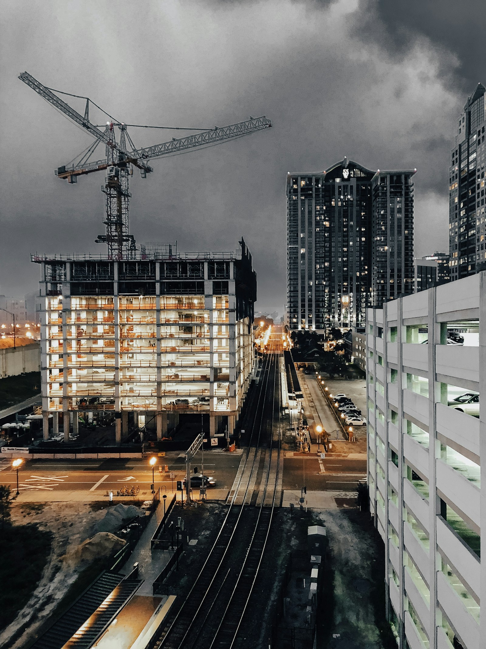 Building structure in progress representing the Varthur real estate market
