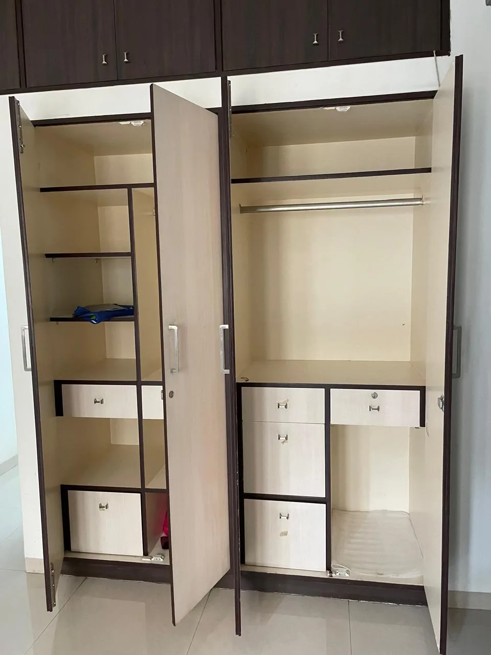 2BHK Flat for sale in Garadi Apartment , Basavangudi