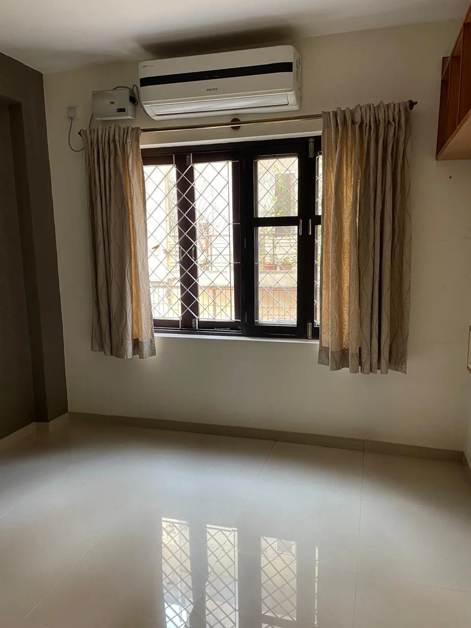 2BHK Flat for sale in Garadi Apartment , Basavangudi